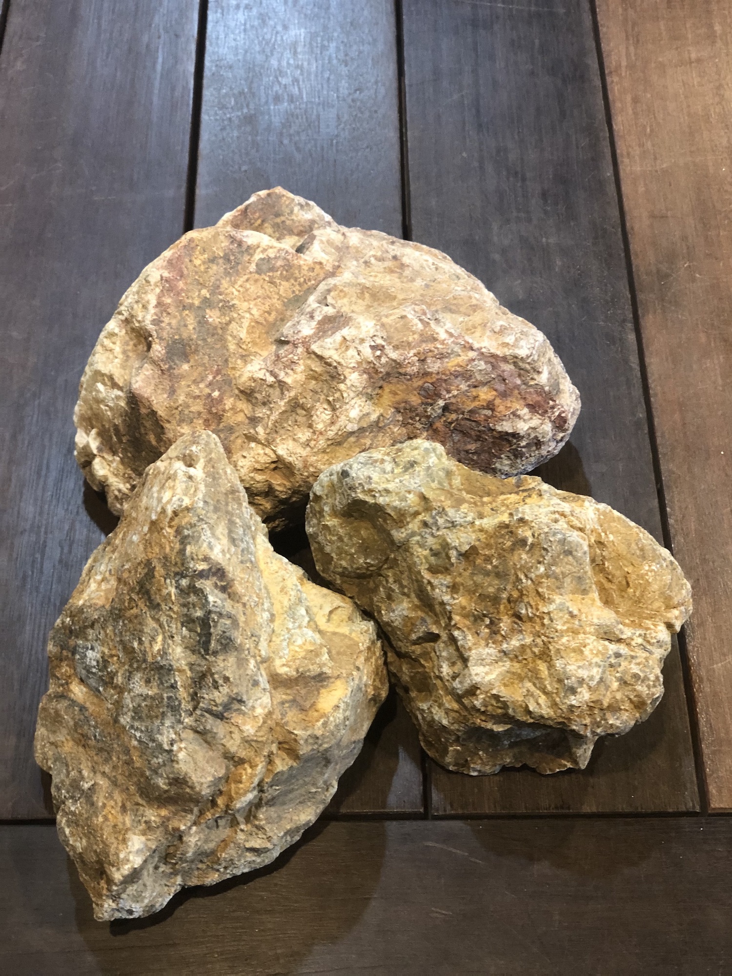 チャート石 株式会社三樂